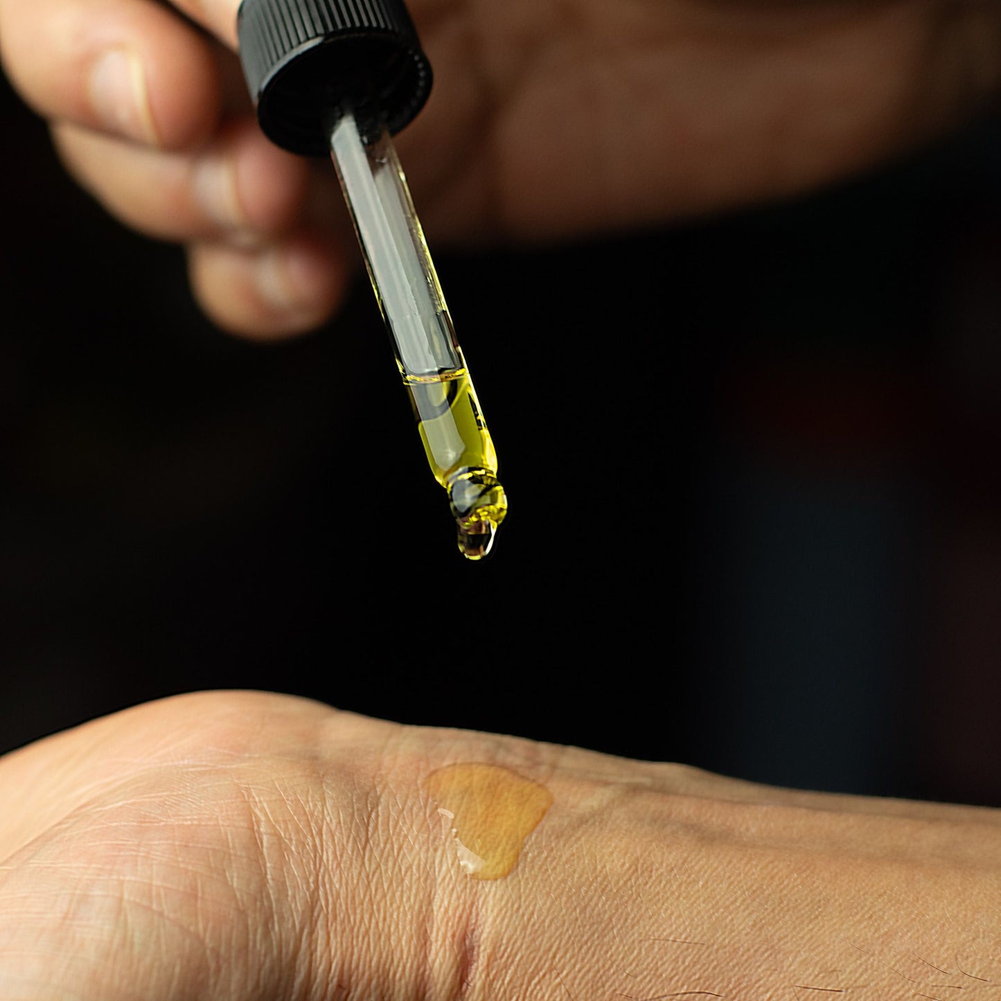 Eclipse Oud Perfume Oil | Smoky Oud, Rose & Amber Luxury Fragrance Oil