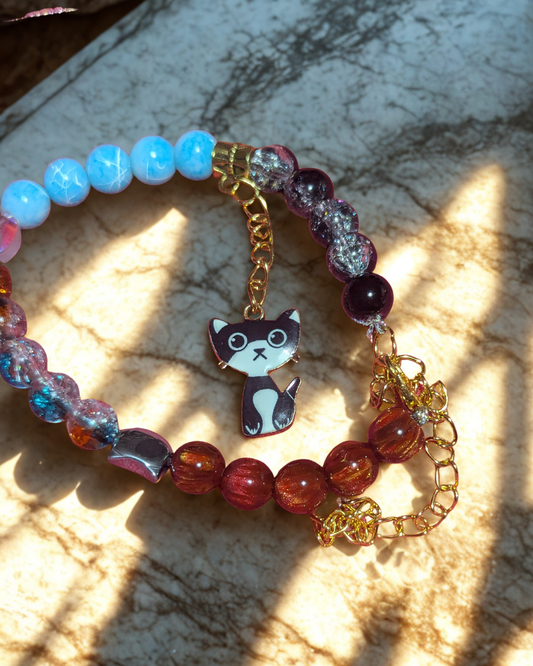 Handmade Multicolour Beaded Cat Charm Bracelet – Gold Tone Adjustable