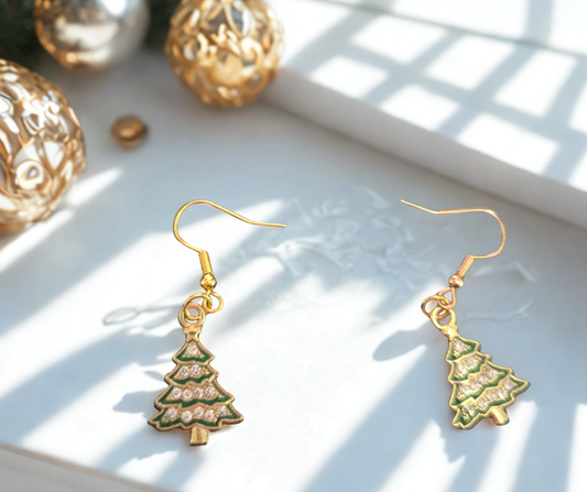 Sparkling Christmas Tree Earrings – Green Enamel & Rhinestones 🎄✨