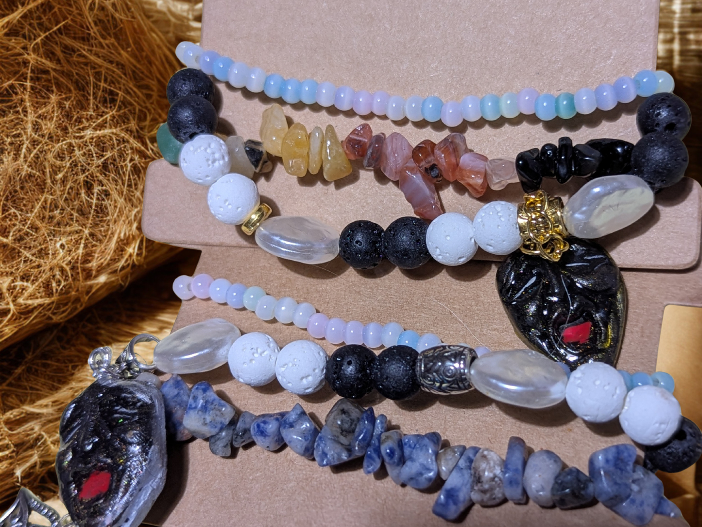 Set de pulseras elásticas bohemias hechas a mano – Conjunto de 3 piezas de cuentas multicolores con dije