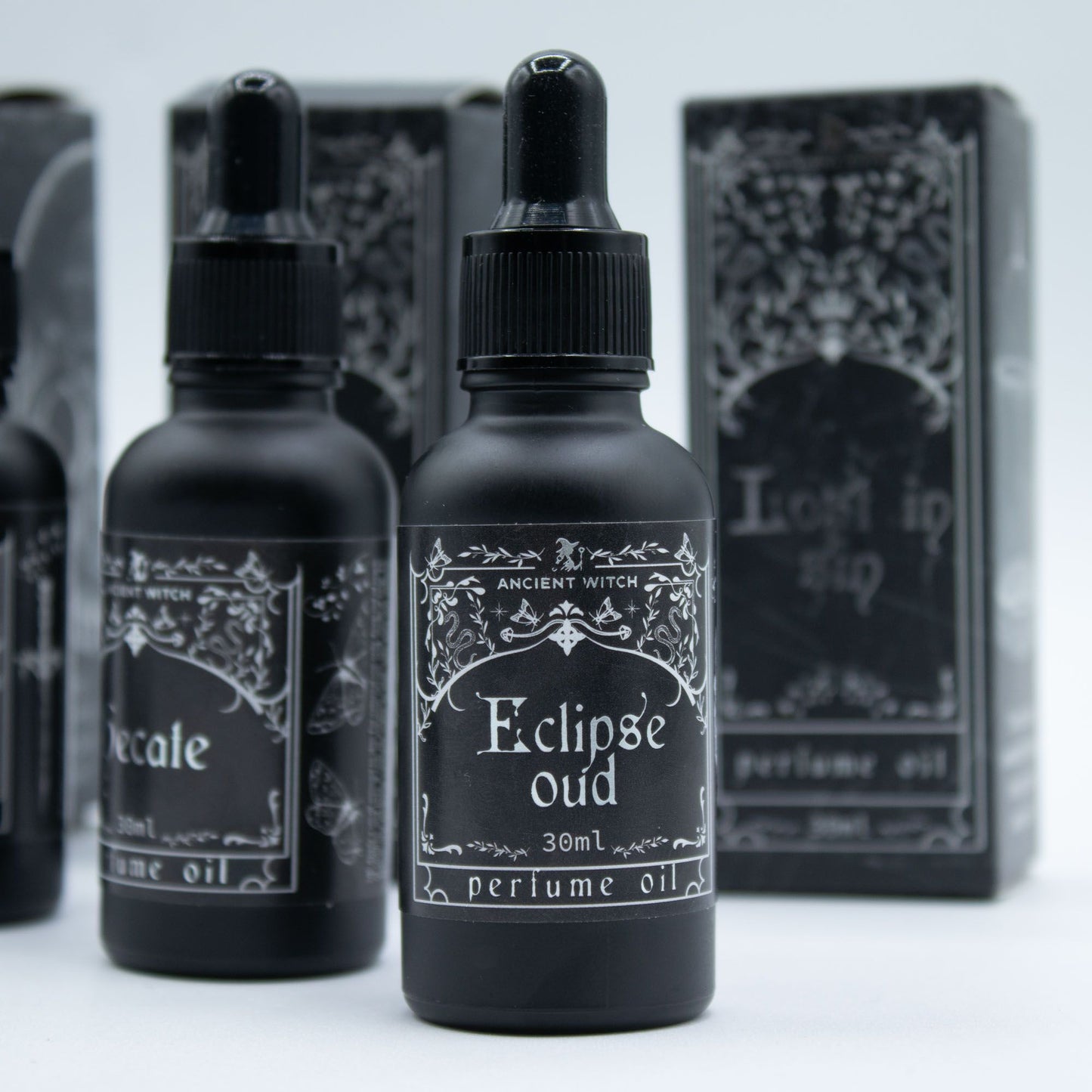 Eclipse Oud Perfume Oil | Smoky Oud, Rose & Amber Luxury Fragrance Oil