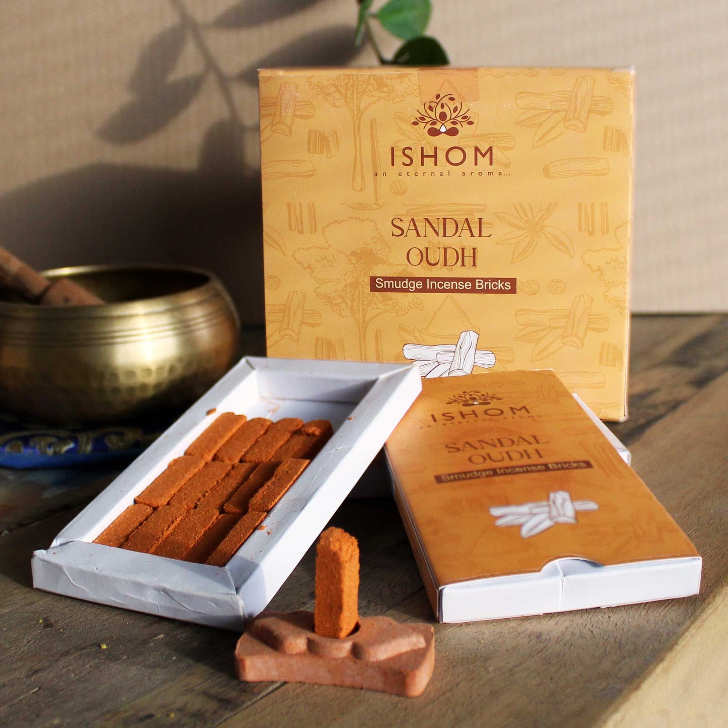 🕉️ Pack of 15 Natural Incense Smudge Bricks with Terracotta Burner – Sandalwood Aroma 🌿