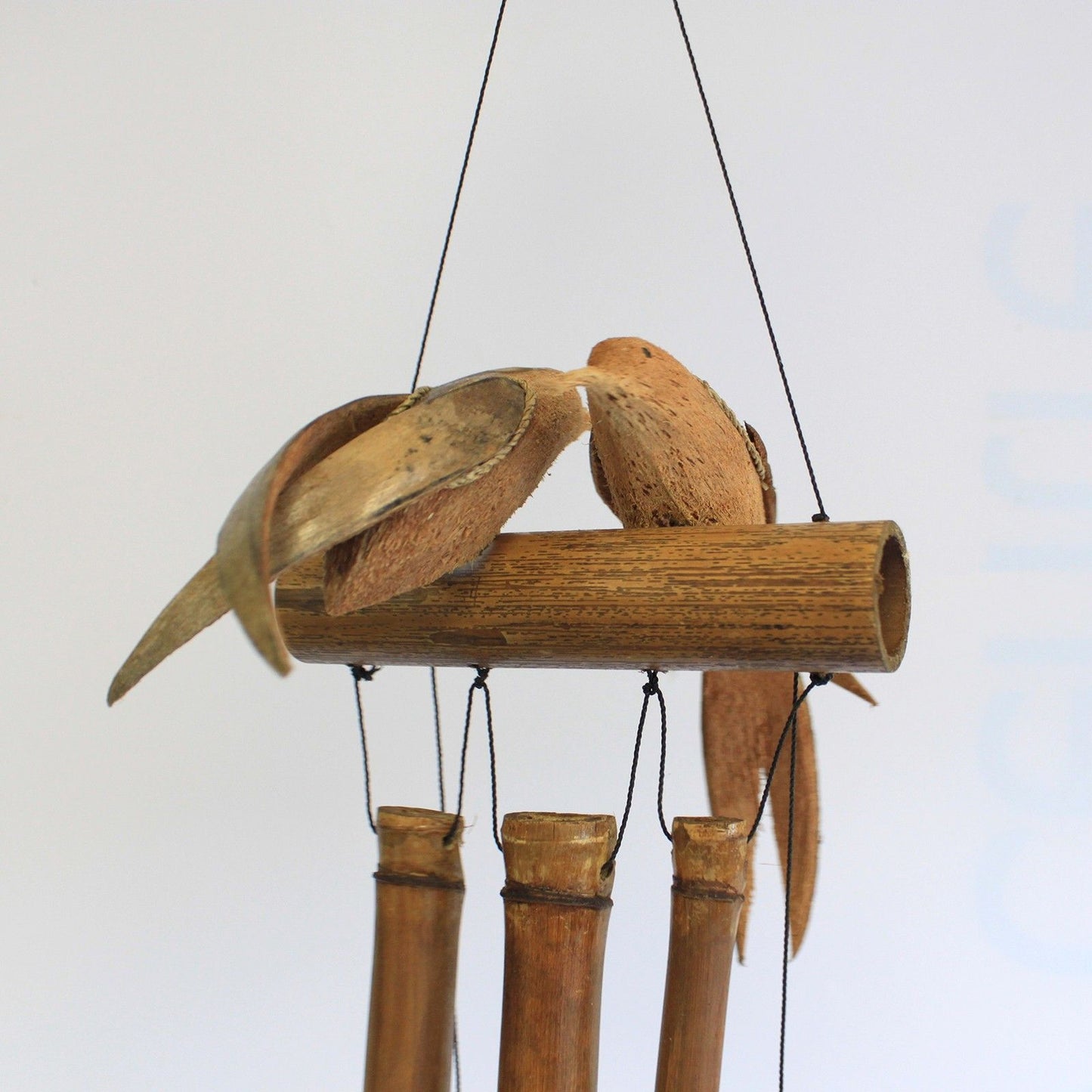 🌴 Coconut Twin Birds Wind Chimes – Handmade Natural Garden Decor 🕊️