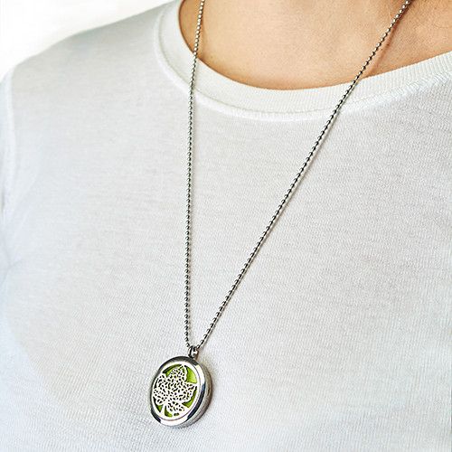 Aromatherapy Diffuser Necklace – Yoga Chakra Essential Oil Jewellery 30mm ✨🧘‍♀️🌸
