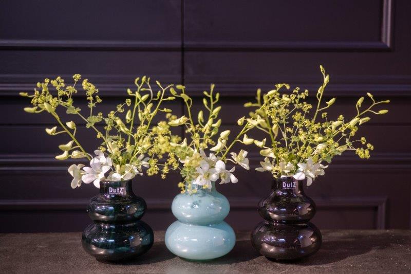 ✨ SKRZYSZOW Small Mouth-Blown Glass Vase – Vibrant Modern Home Décor by DutZ Collection ✨