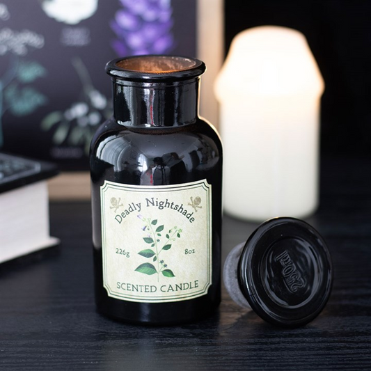 Deadly Nightshade Apothecary Candle – Vintage Gothic Home Fragrance 🕯🌙
