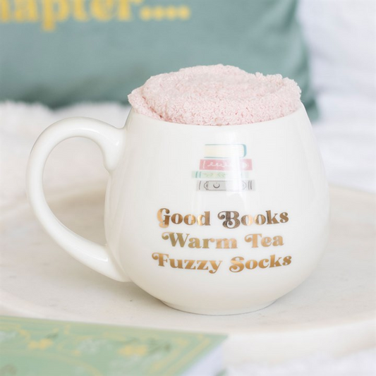 📚☕ Good Books, Warm Socks & Hot Tea Mug & Socks Gift Set – Cosy Reader’s Delight 💛
