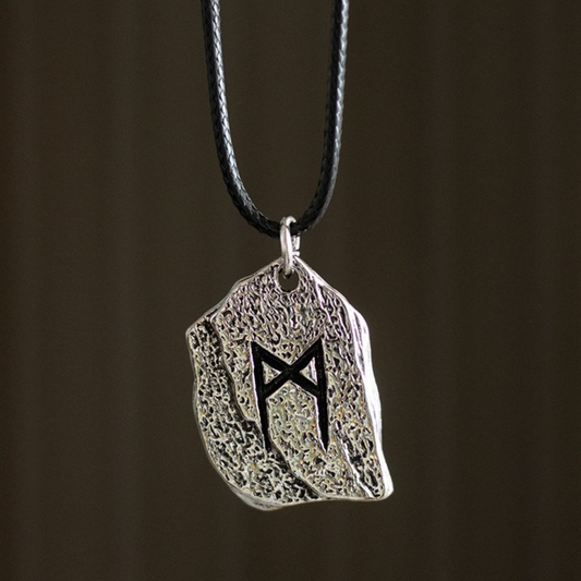 Collier viking cordon Rune de transformation